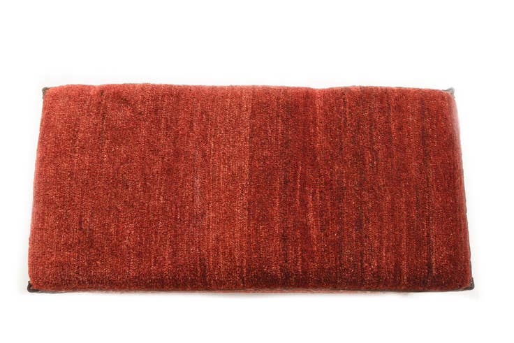 Detail image of 1' 5 x 2' 10 Hand Knotted Furniture Trunk