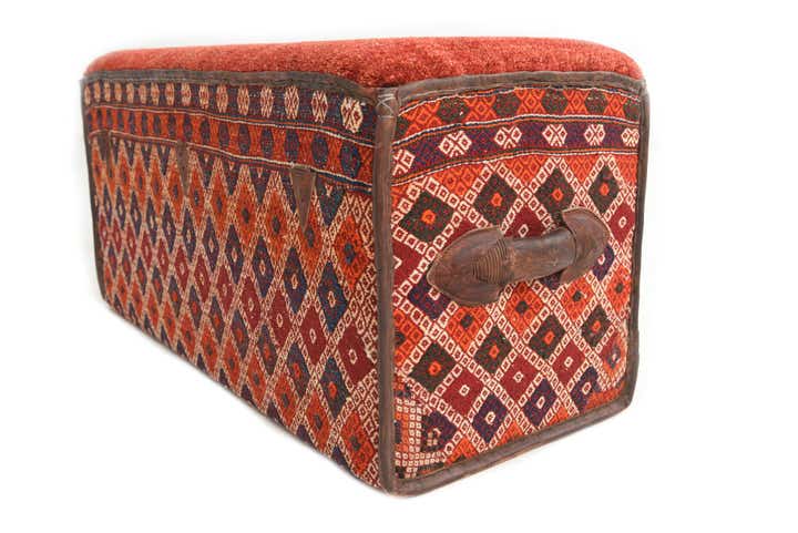 1' 6 x 3' 1 Hand Knotted Furniture Trunk