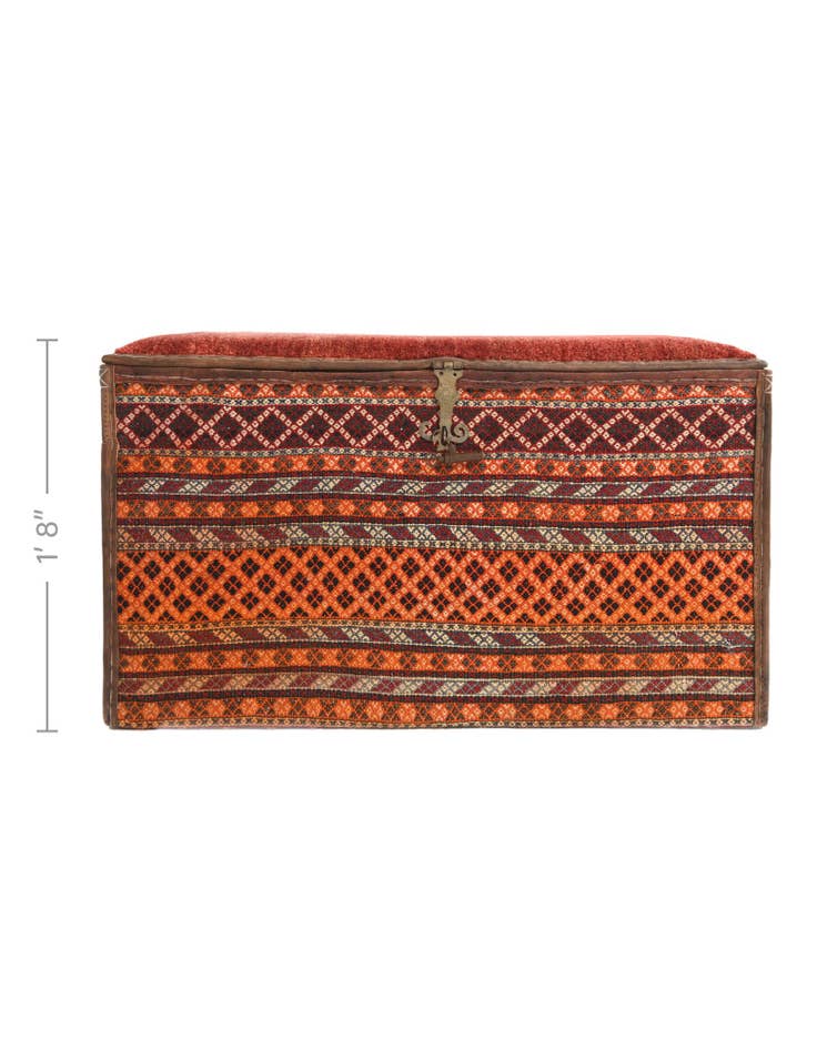 Detail image of 1' 7 x 3' Hand Knotted Furniture Trunk