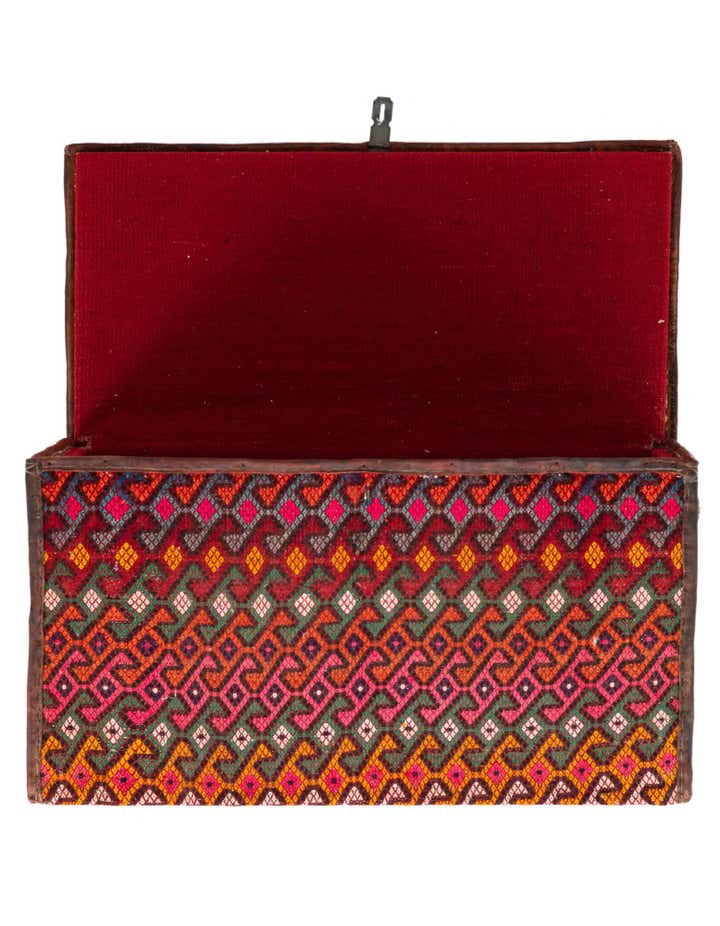 1' 7 x 3' 1 Hand Knotted Furniture Trunk