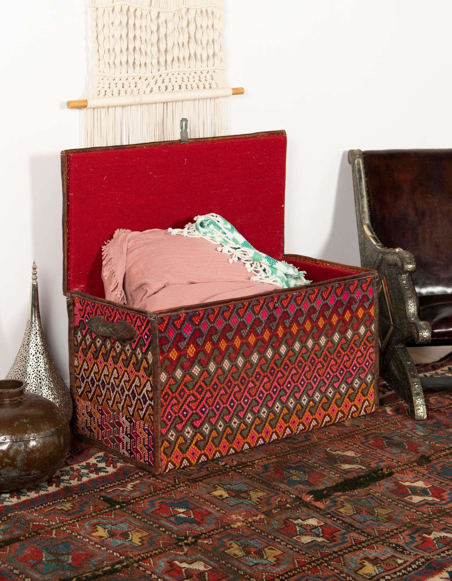 1' 7 x 3' 1 Hand Knotted Furniture Trunk