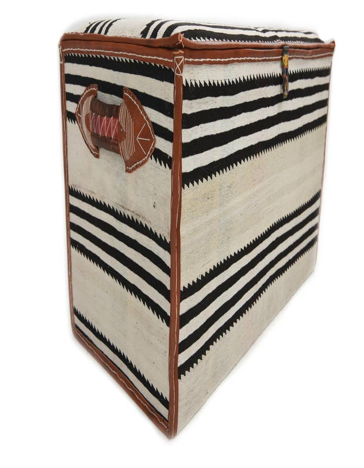 Detail image of 1' 7 x 3'  Hand Knotted Furniture Trunk