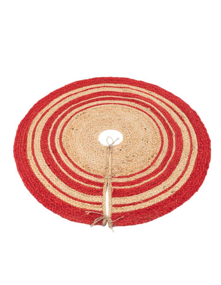 Detail image of 3' x 3'  Hand Braided Christmas Tree Skirt