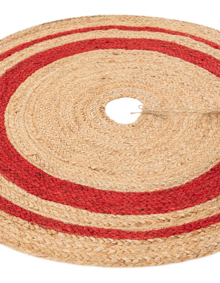 Detail image of 3' 4 x 3' 4  Hand Braided Christmas Tree Skirt