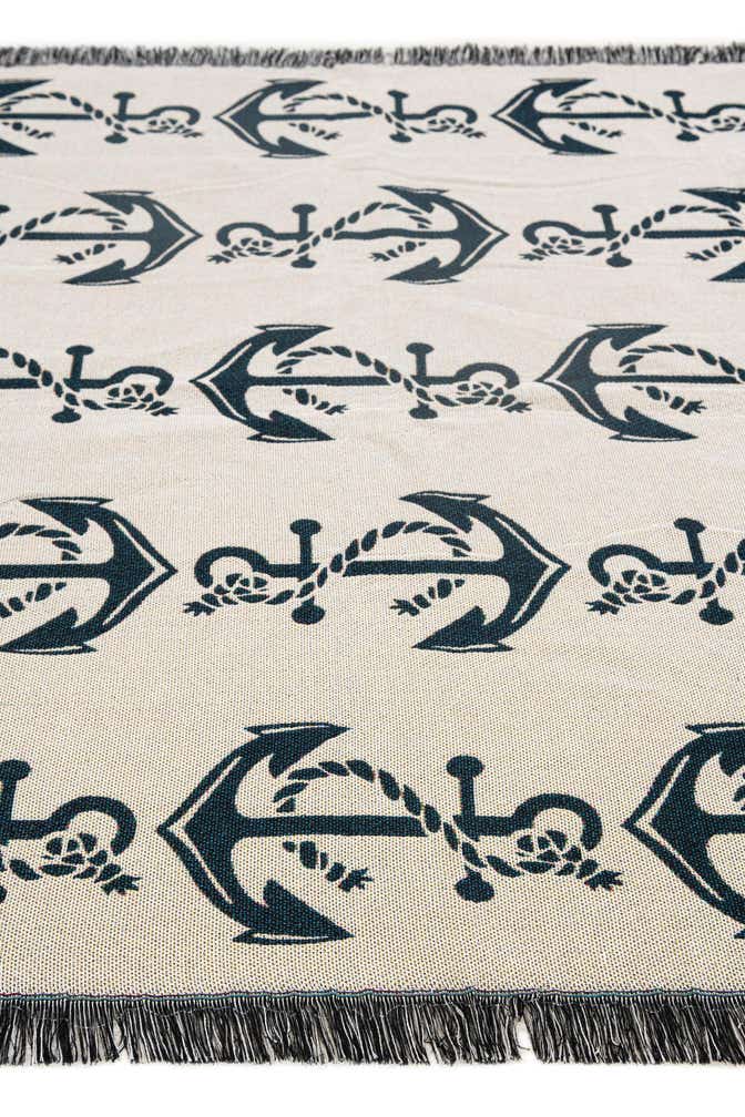 125cm x 175cm Throw Blanket