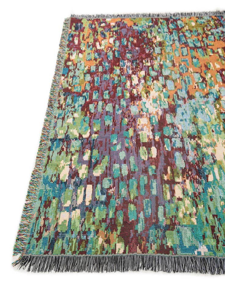 Detail image of 4' 2 x 5' 2 Throw Blanket