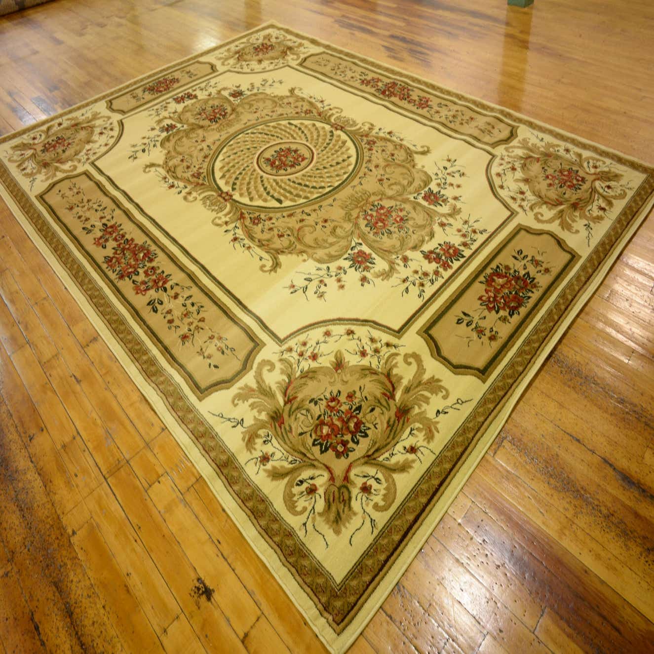 Ivory 9' 10 x 13' Classic Aubusson Rug eSaleRugs