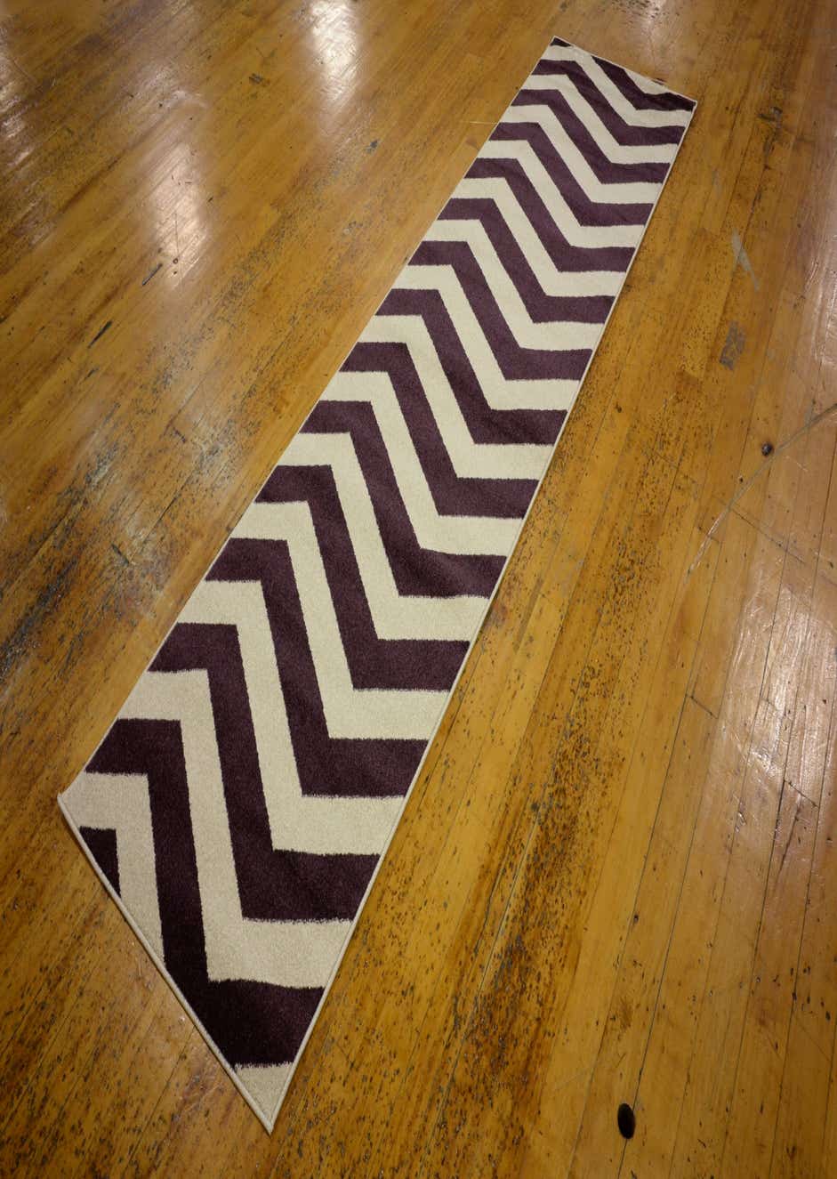 Purple 2' 7 x 10' Chevron Runner Rug eSaleRugs