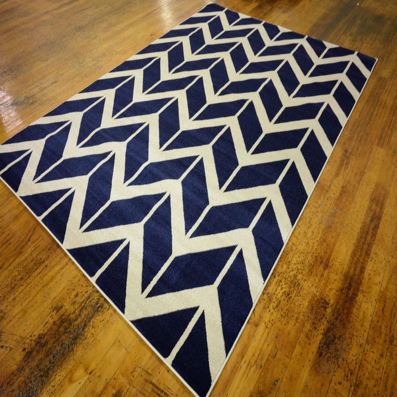Navy Blue 7' x 10' Chevron Rug eSaleRugs