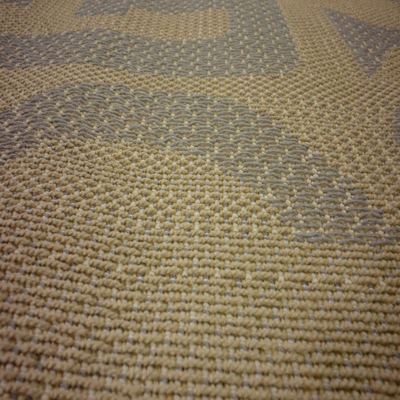 Beige 5' 3 x 7' 7 Outdoor Rug eSaleRugs