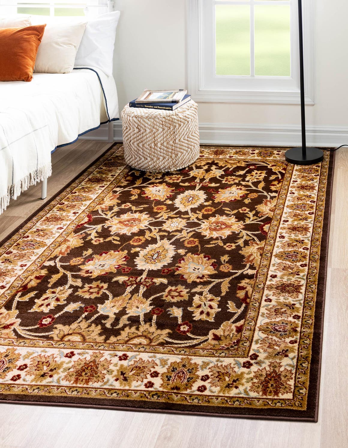 Brown 7' x 10' Aditi Rug