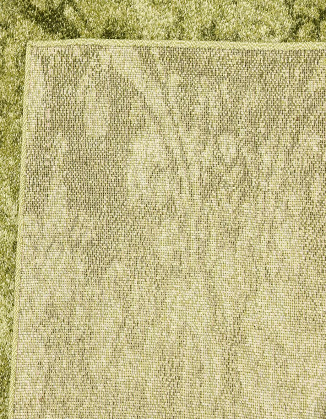 Light Green 7' x 10' Damask Rug eSaleRugs
