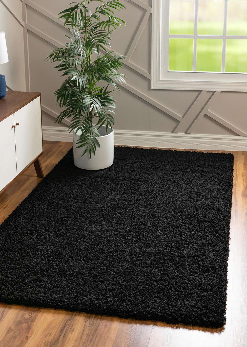 Jet Black 8' x 10' Solid Shag Rug
