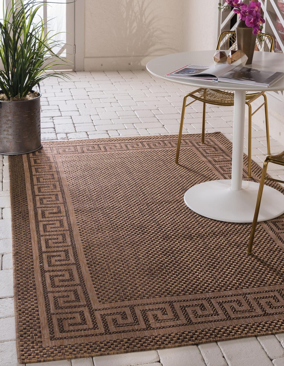 Brown 7' x 10' Outdoor Border Rug