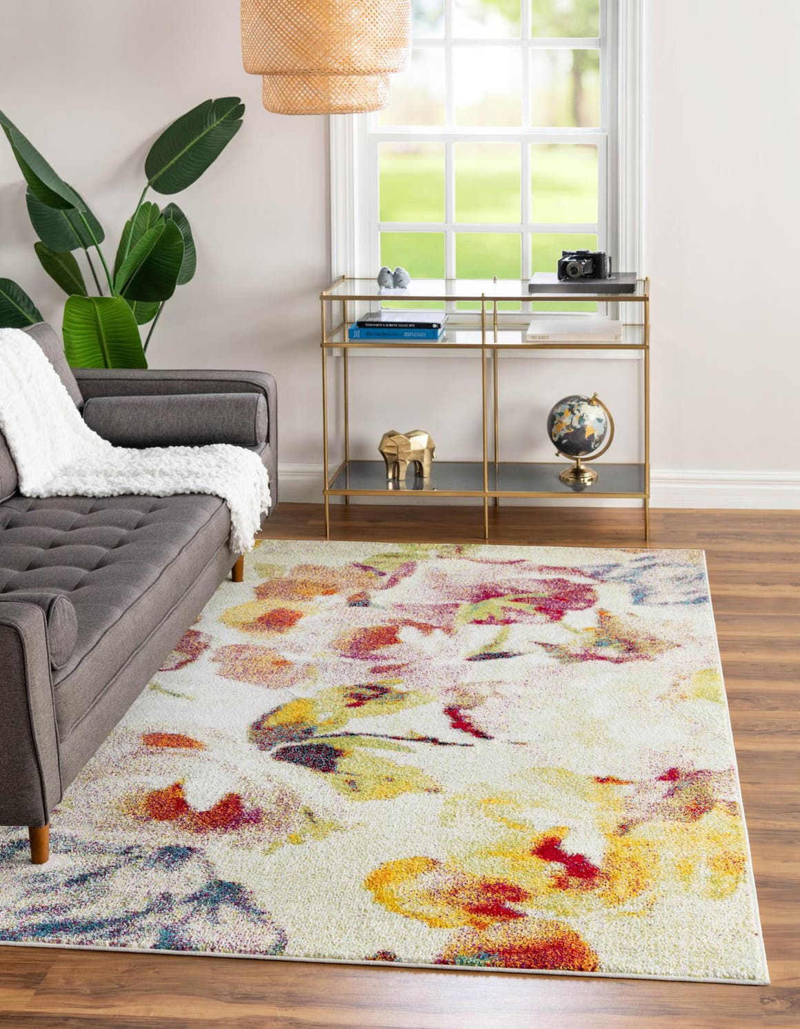 Ivory 5' x 8' Tuscany Rug