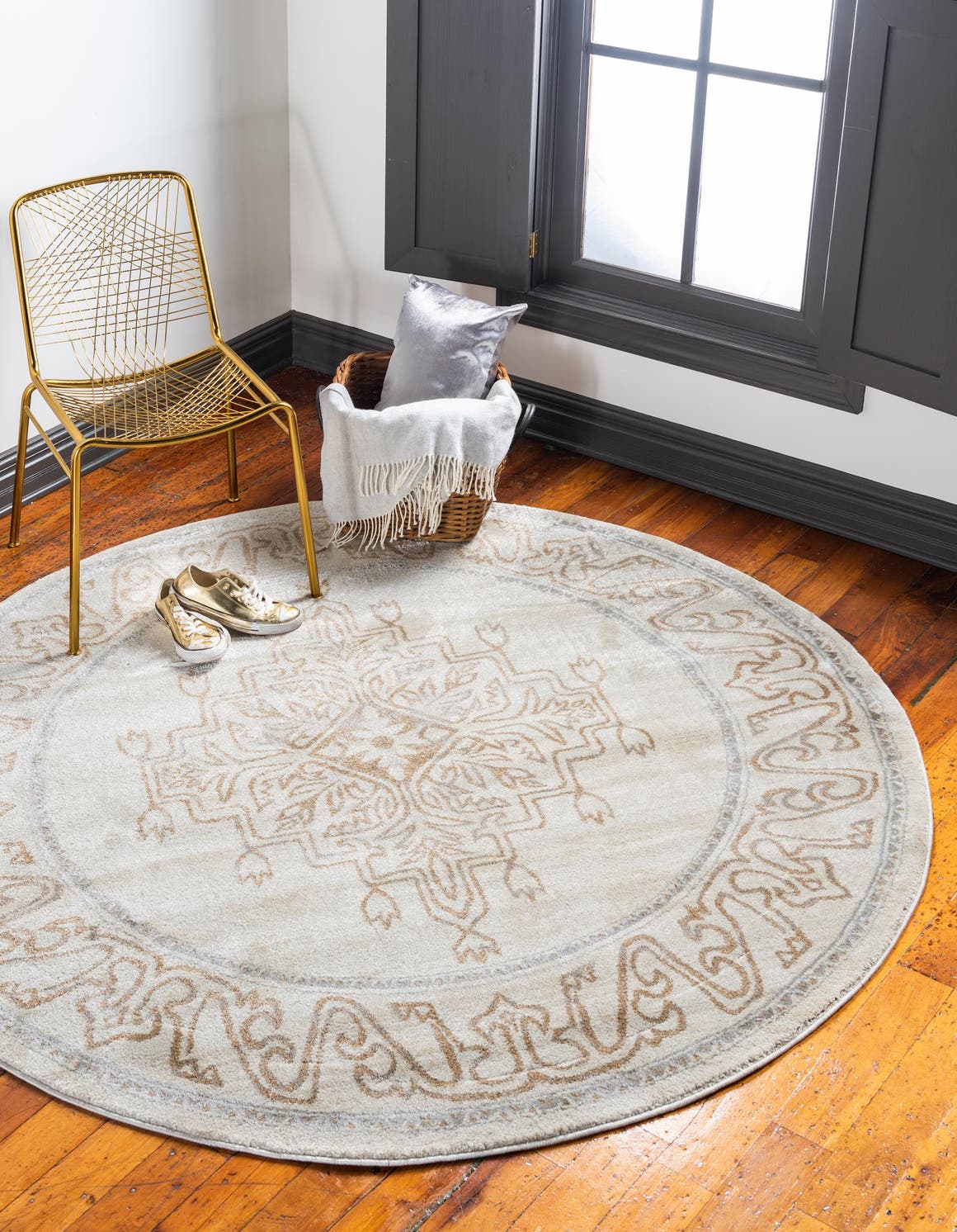 Beige 8' x 8' Aria Round Rug eSaleRugs