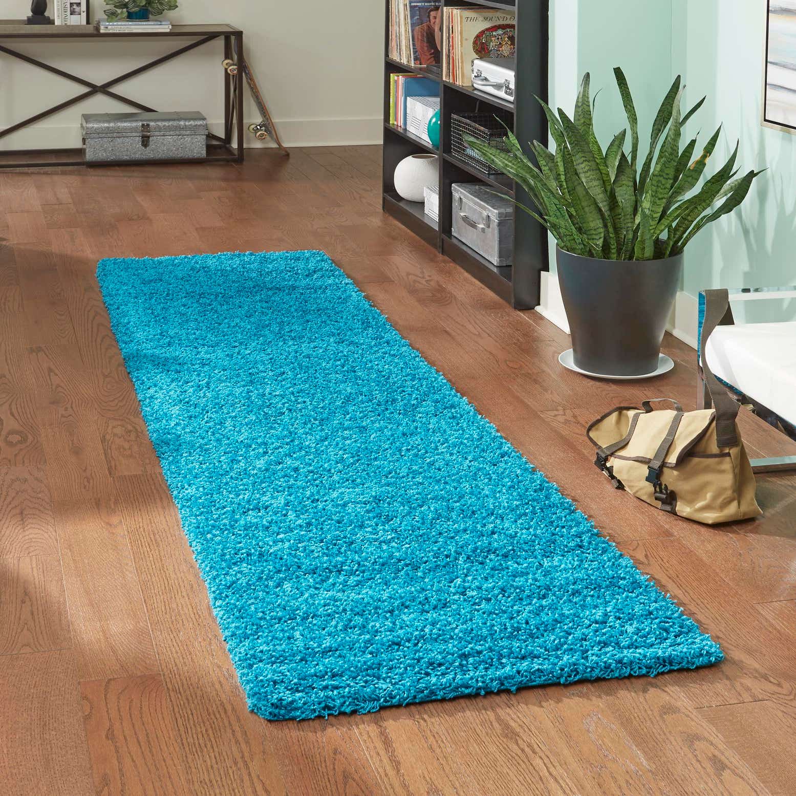 Turquoise 2' 2 x 6' 5 Solid Shag Runner Rug