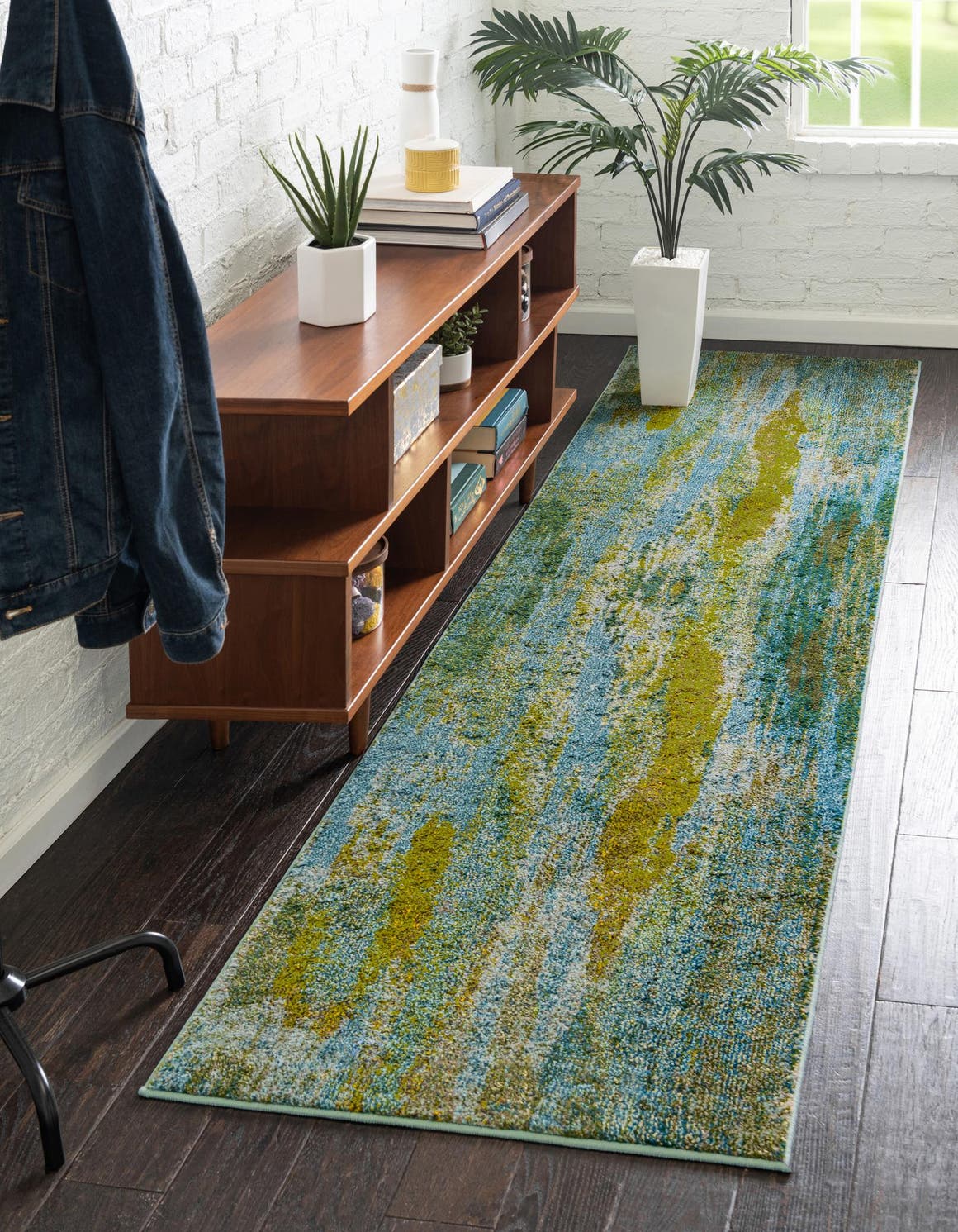 Turquoise 2' 7 x 10' Sevilla Runner Rug