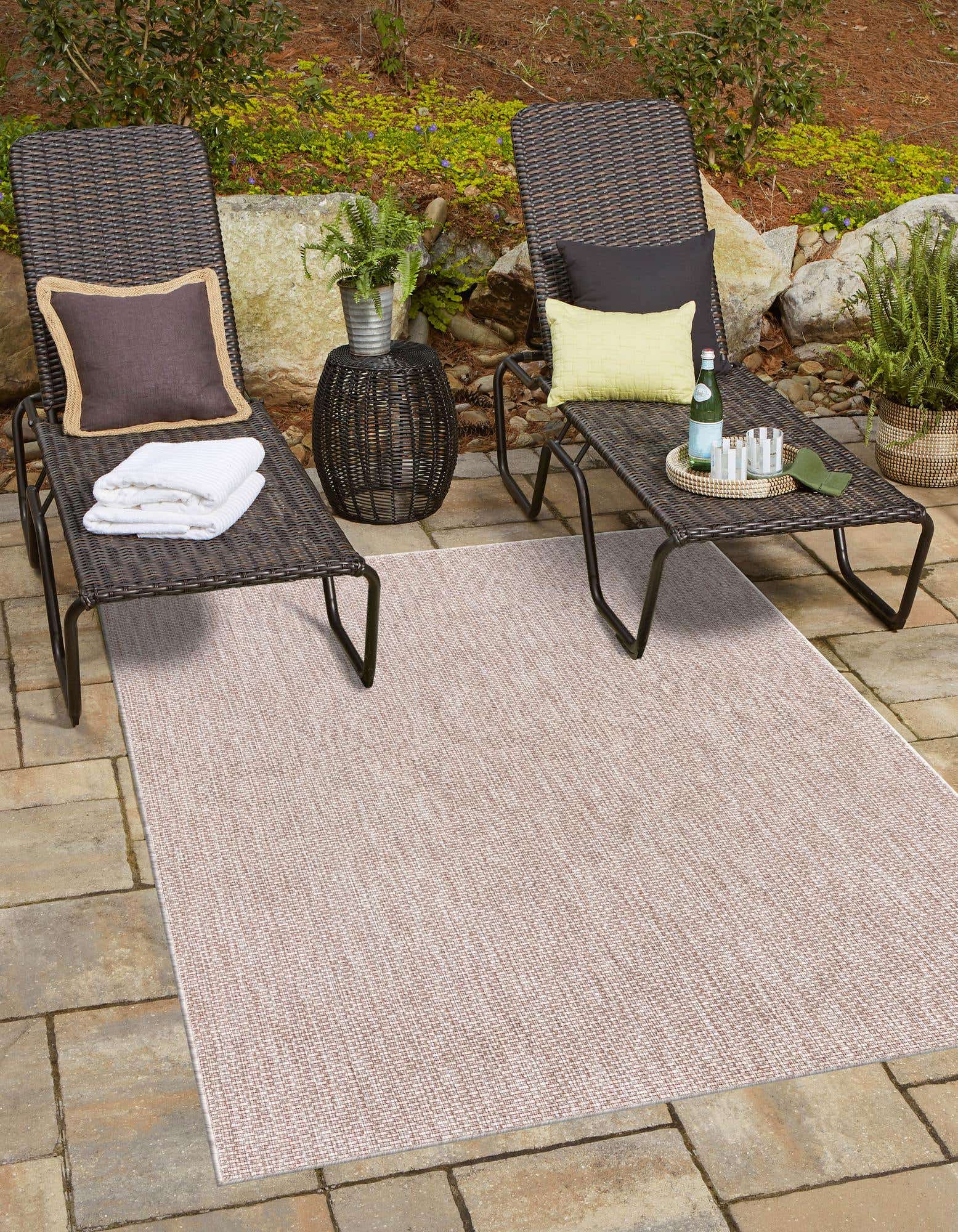 Beige 6' x 9' Outdoor Solid Indoor / Outdoor Rug eSaleRugs
