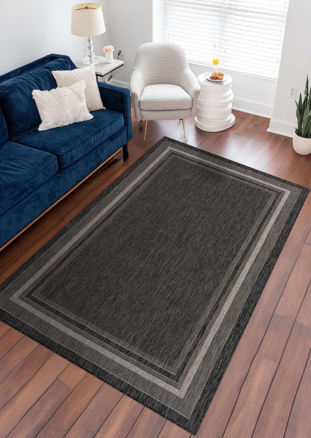 Black 10' x 14' Outdoor Border Rug