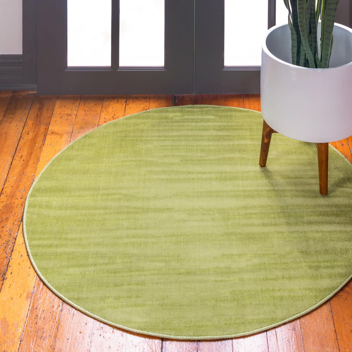 Green 8' x 8' SoHo Round Rug