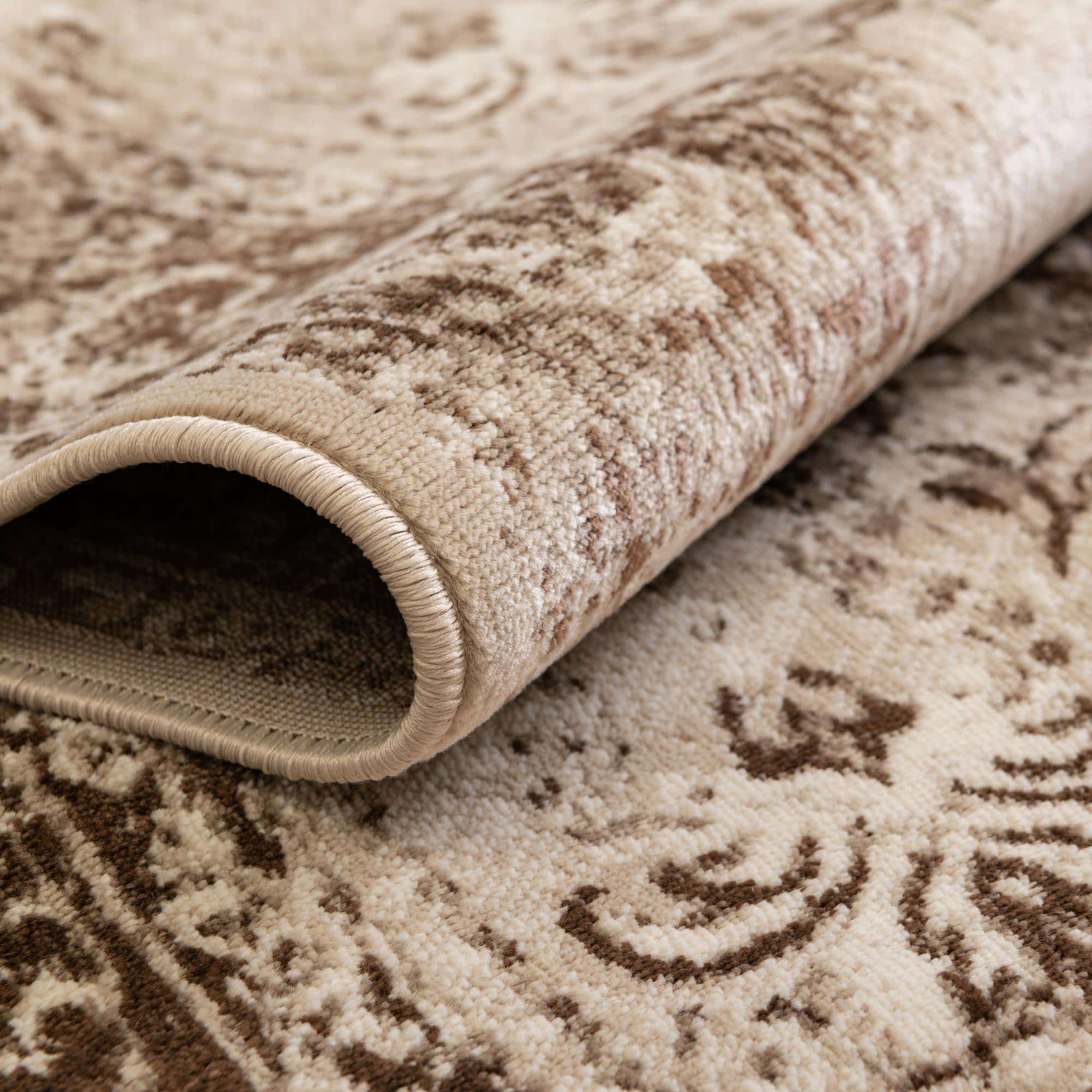 Cream 7' x 10' Istanbul Rug eSaleRugs