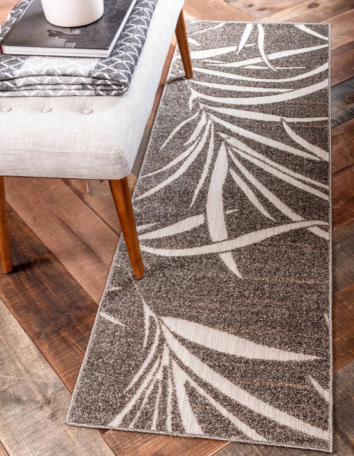 Brown 2' x 6' Outdoor Botanical Runner Rug