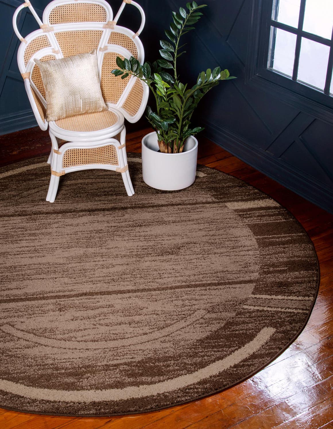 Brown 3' 3 x 3' 3 Equinox Round Rug
