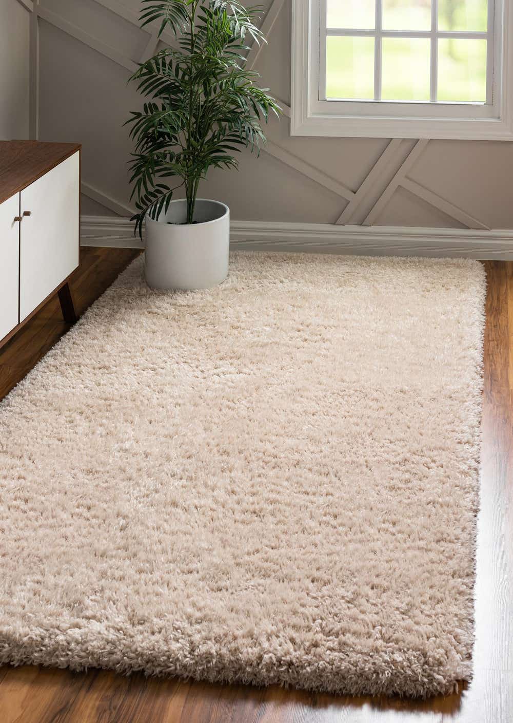 Blonde 8' x 10' Marilyn Monroe™ Shag Rug