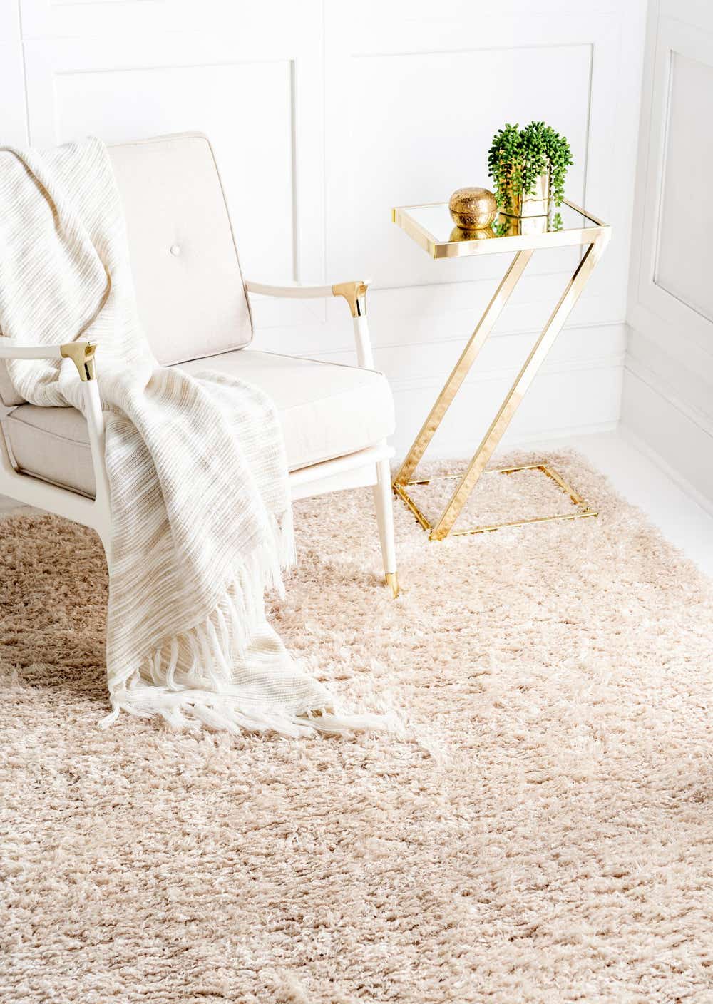 Blonde 8' x 10' Marilyn Monroe™ Shag Rug