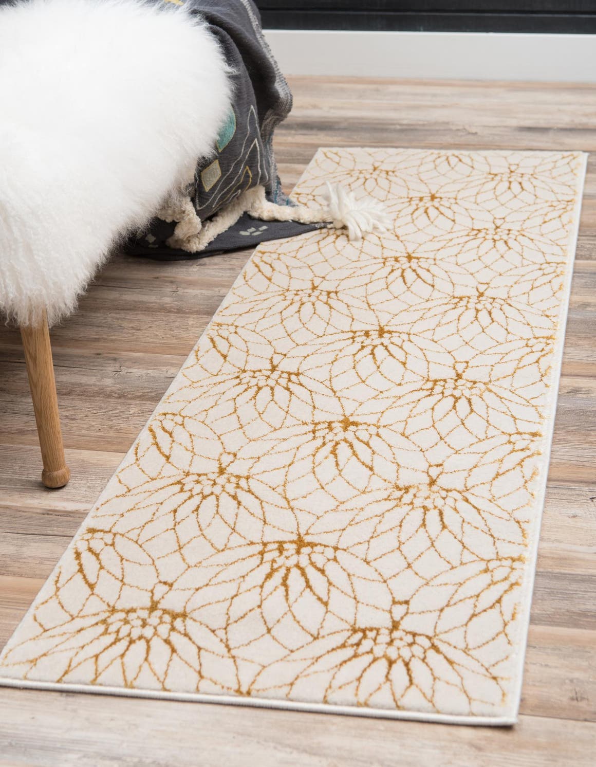 White Gold 60cm x 183cm Marilyn Monroe™ Glam Dahlia Runner Rug AU Rugs