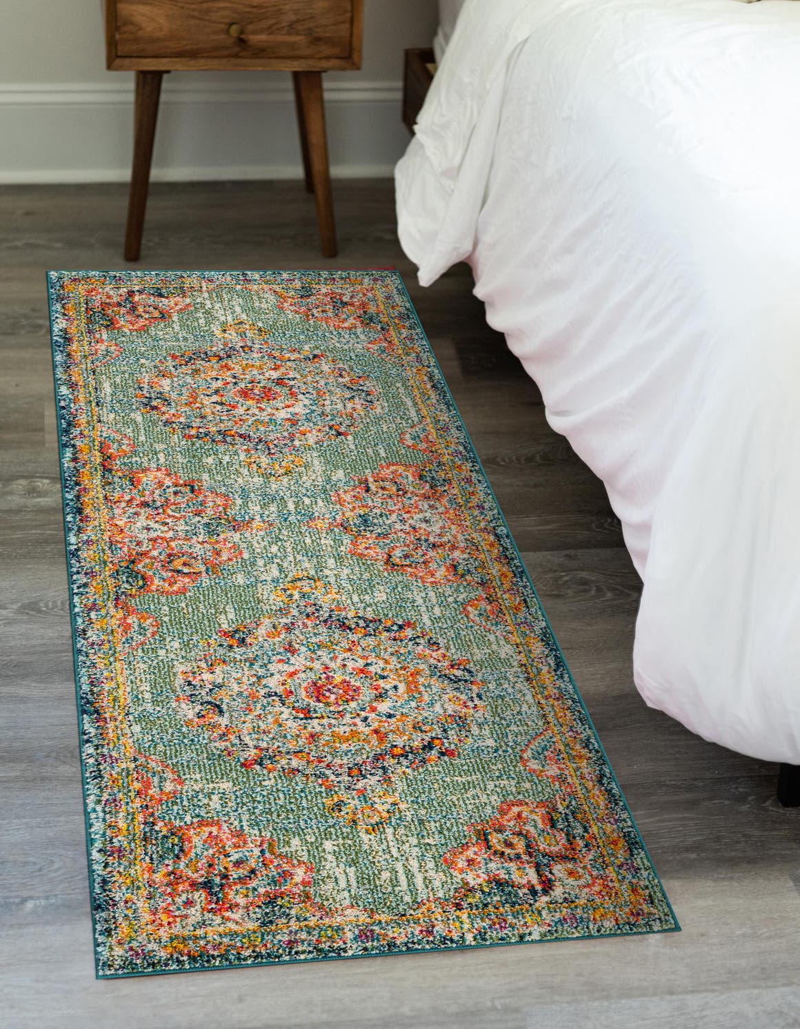 Green 2' 2 x 6' Madeline Runner Rug