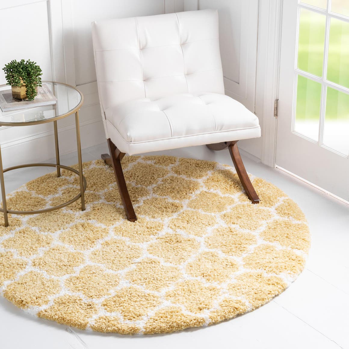 Yellow 8' x 8' Moroccan Shag Round Rug