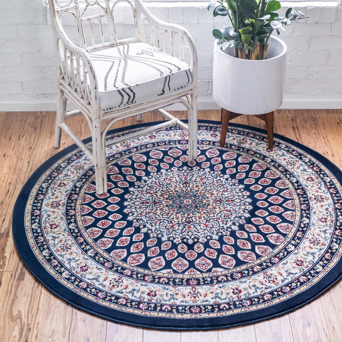 Navy Blue 10' x 10' Rabia Round Rug