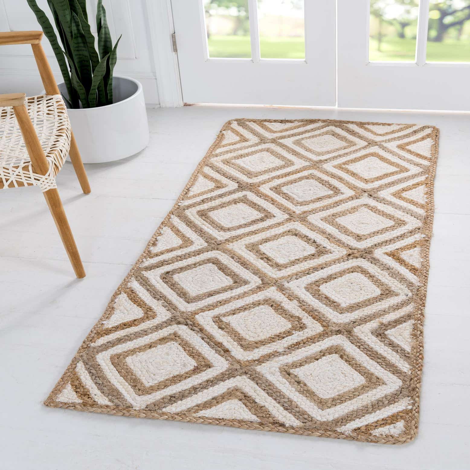 Natural 2' 6 x 6' Hand Braided Jute Runner Rug