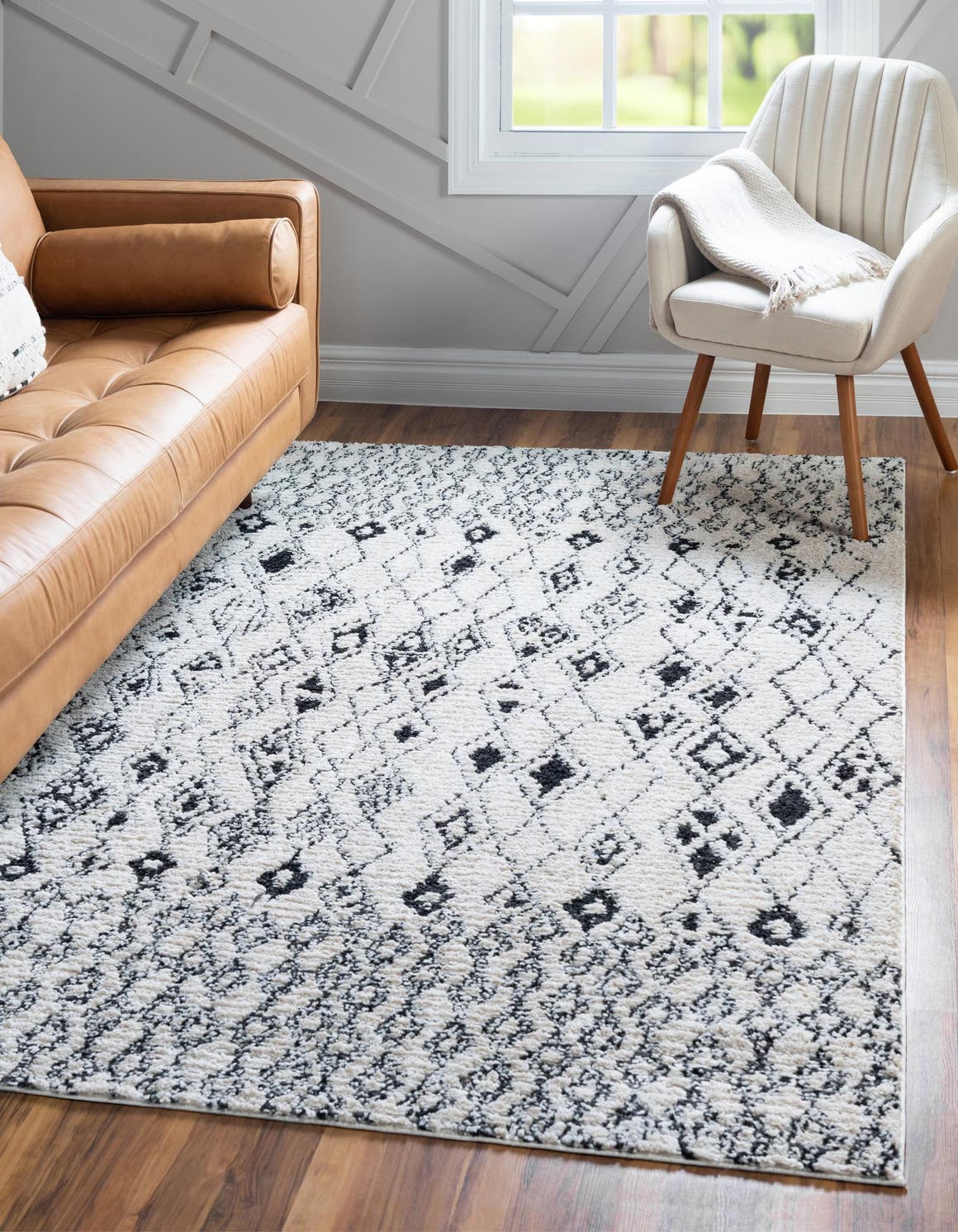 Ivory 8' x 10' Morocco Rug