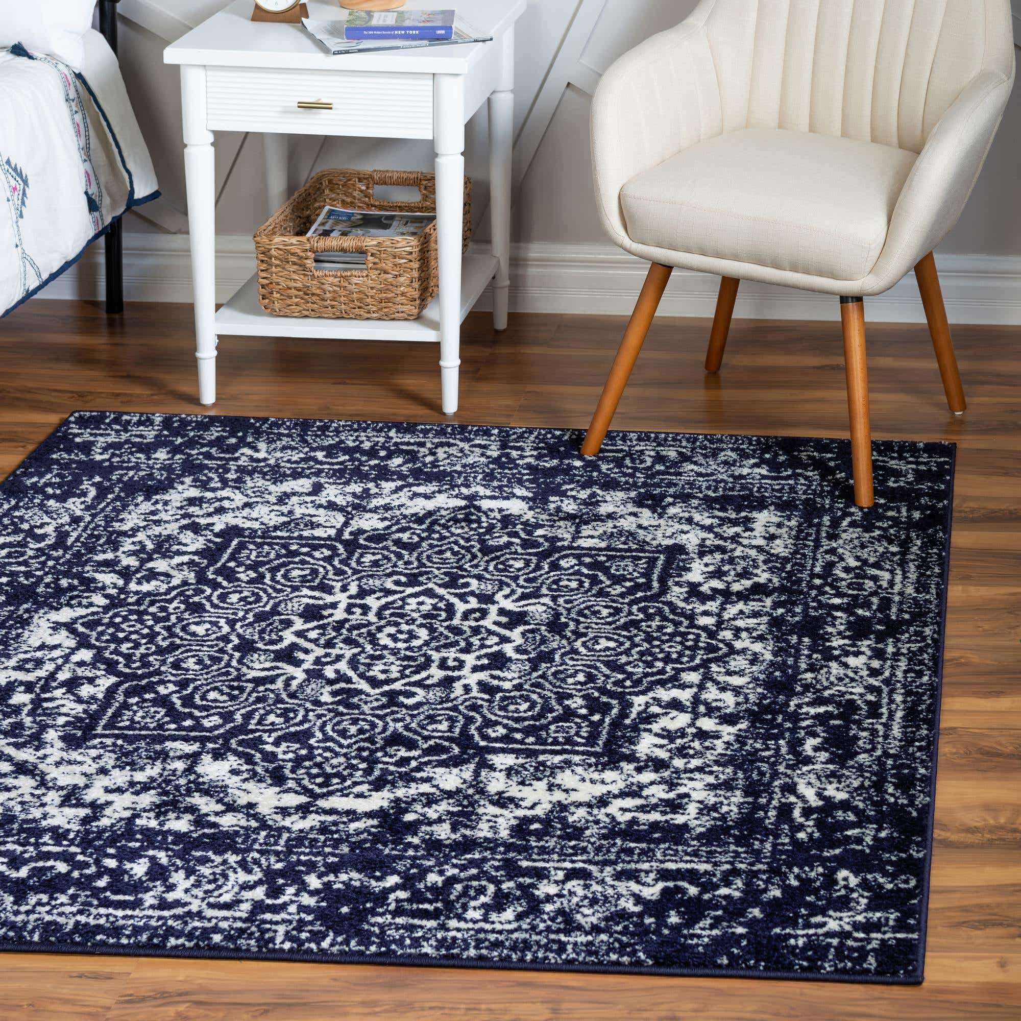 Navy Blue 7' 10 x 7' 10 Arlington Square Rug