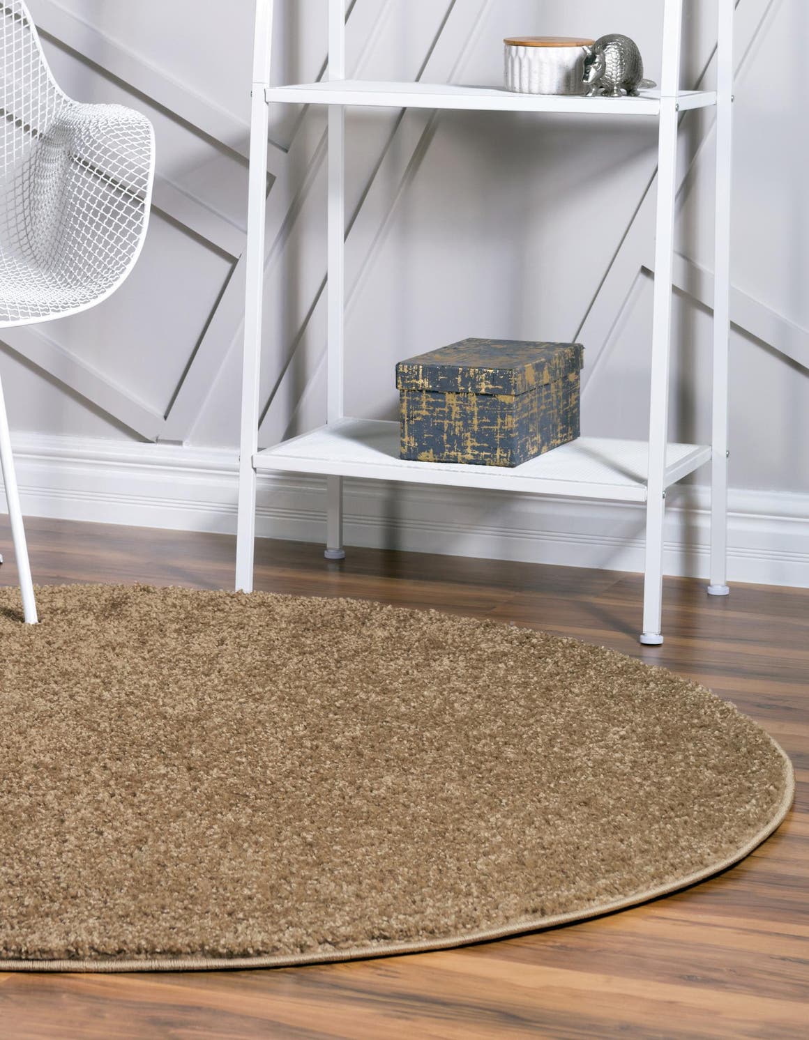 Khaki 8' x 8' Soft Solid Shag Round Rug