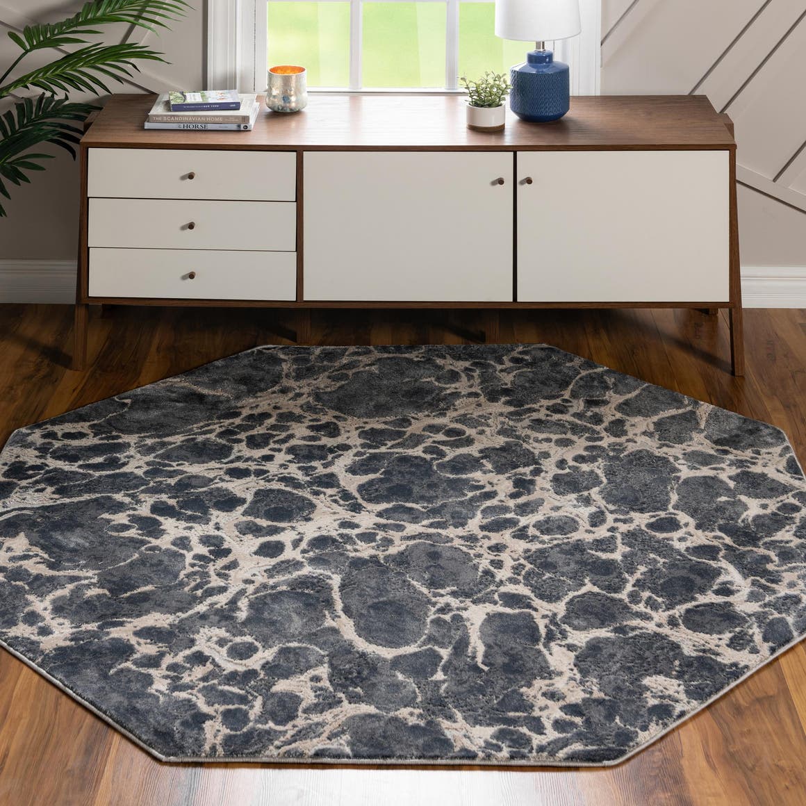 Gray 6' x 6' Oasis Octagon Rug