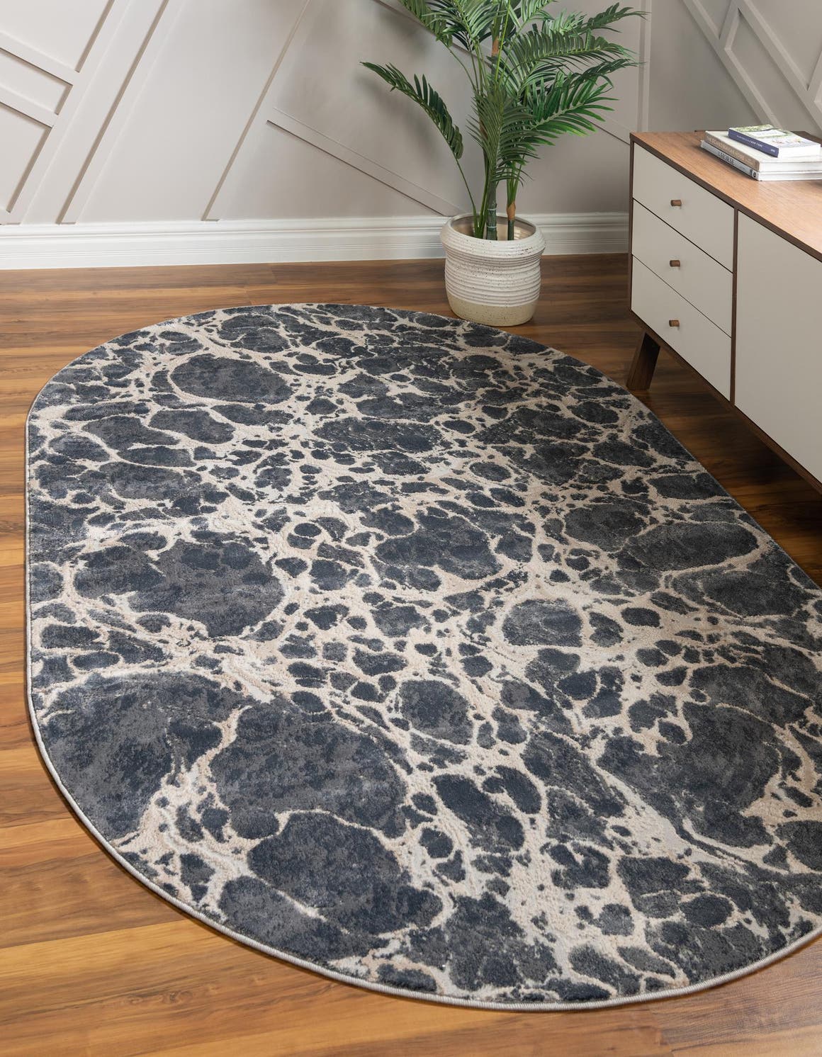 Gray 8' x 10' Oasis Oval Rug