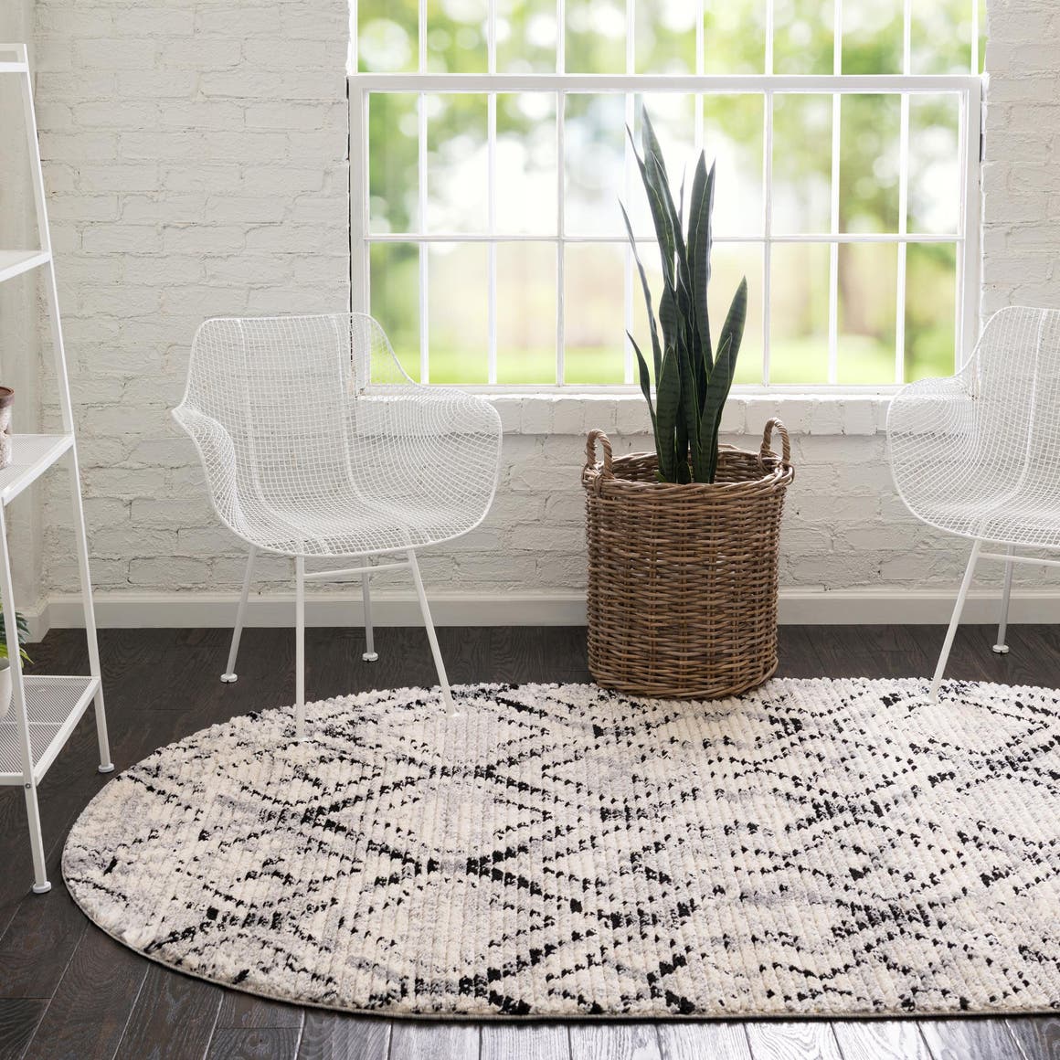 Ivory 5' x 8' Tucson Oval Rug