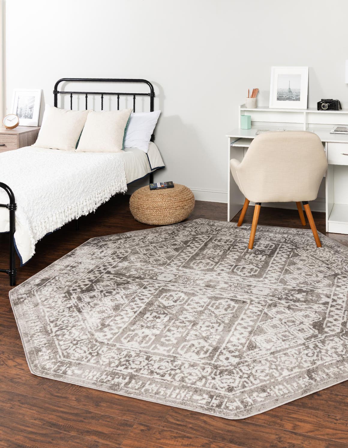 Gray 7' x 7' Oxford Octagon Rug