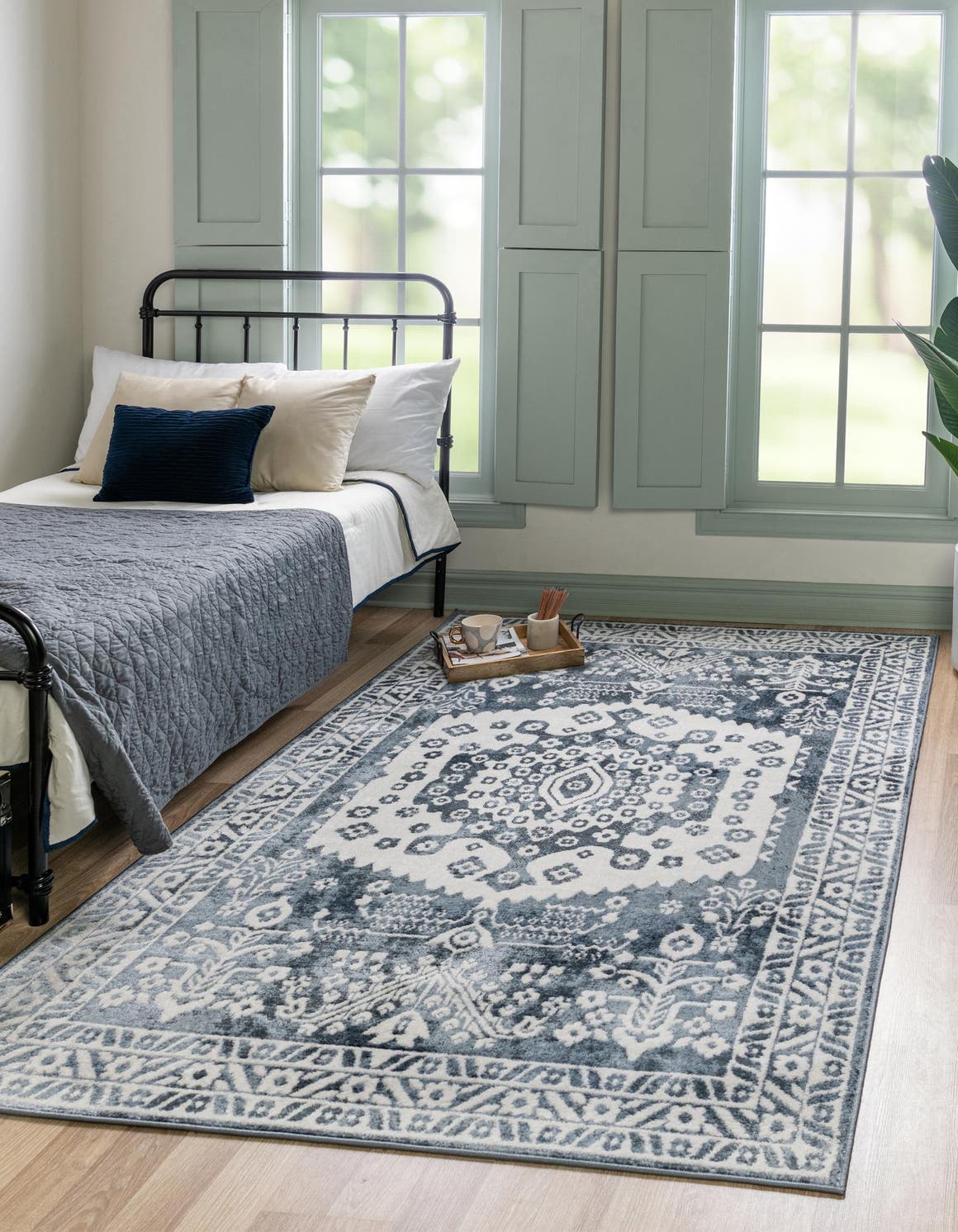 Blue 4' x 6' Oxford Rug