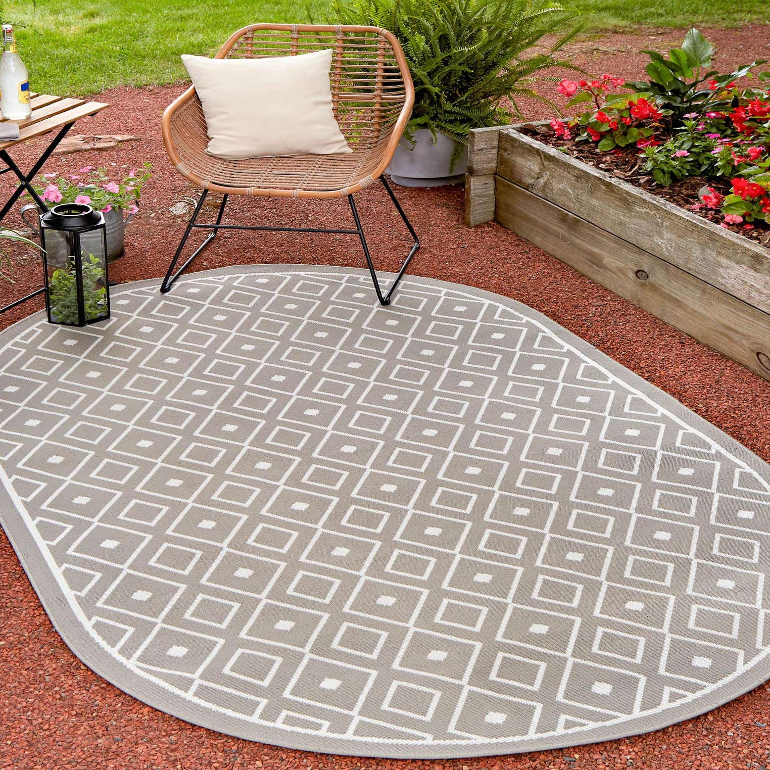 Gray 7' 10 x 10' Outdoor Trellis Oval Rug eSaleRugs
