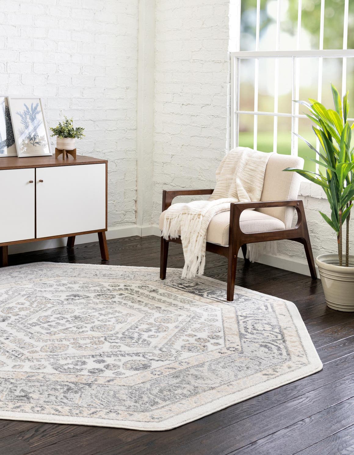Ivory 7' x 7' Aurelia Octagon Rug