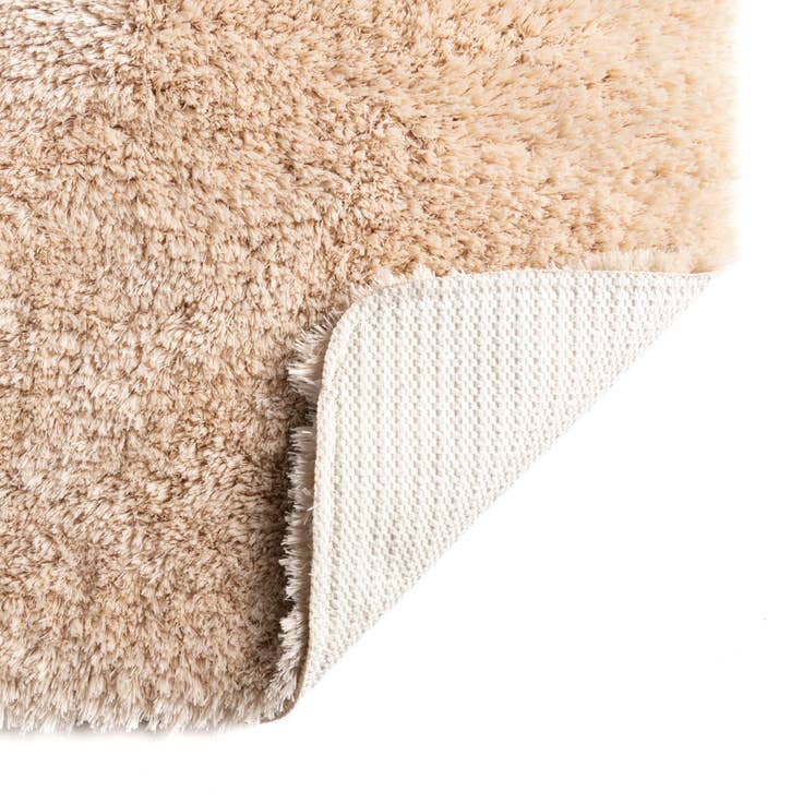 Detail image of 1' 8 x 2' 7 Bano Luxe Bath Mat