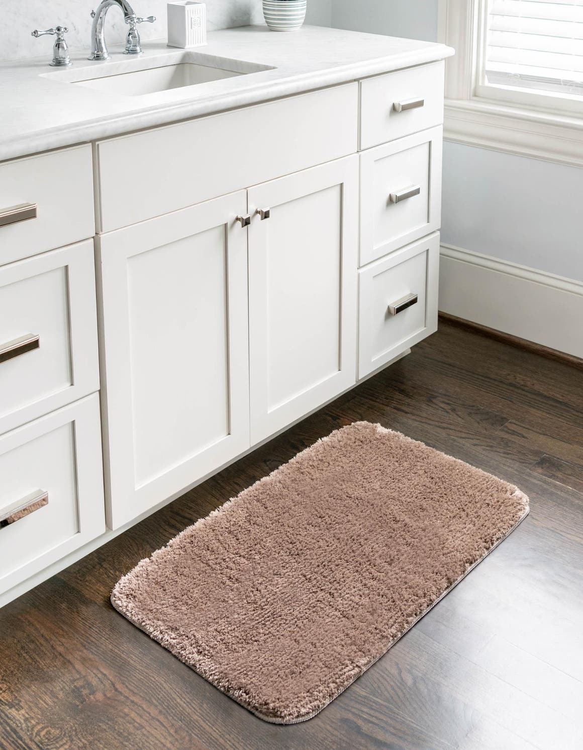 Mink 1' 8 x 2' 7 Bano Luxe Bath Mat Rug Rugs.ca