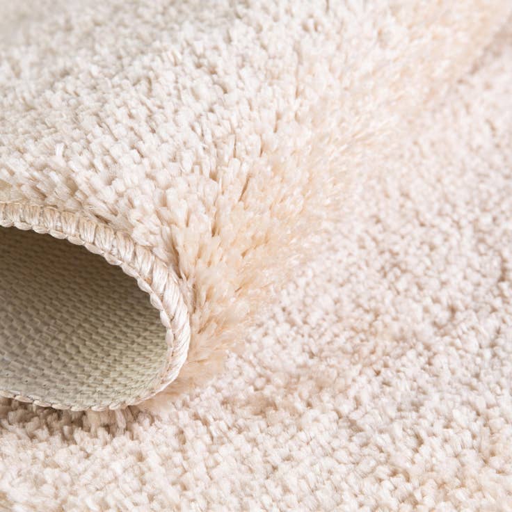 Detail image of 1' 8 x 2' 7 Bano Everyday Bath Mat