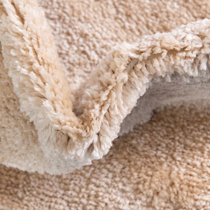 Detail image of 1' 8 x 2' 7 Bano Everyday Bath Mat