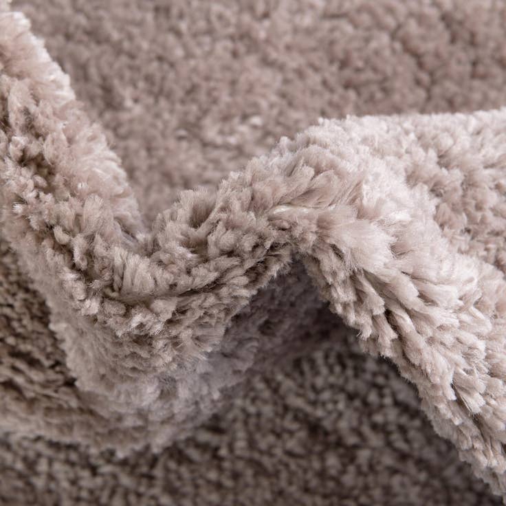 Detail image of 1' 8 x 2' 7 Bano Everyday Bath Mat